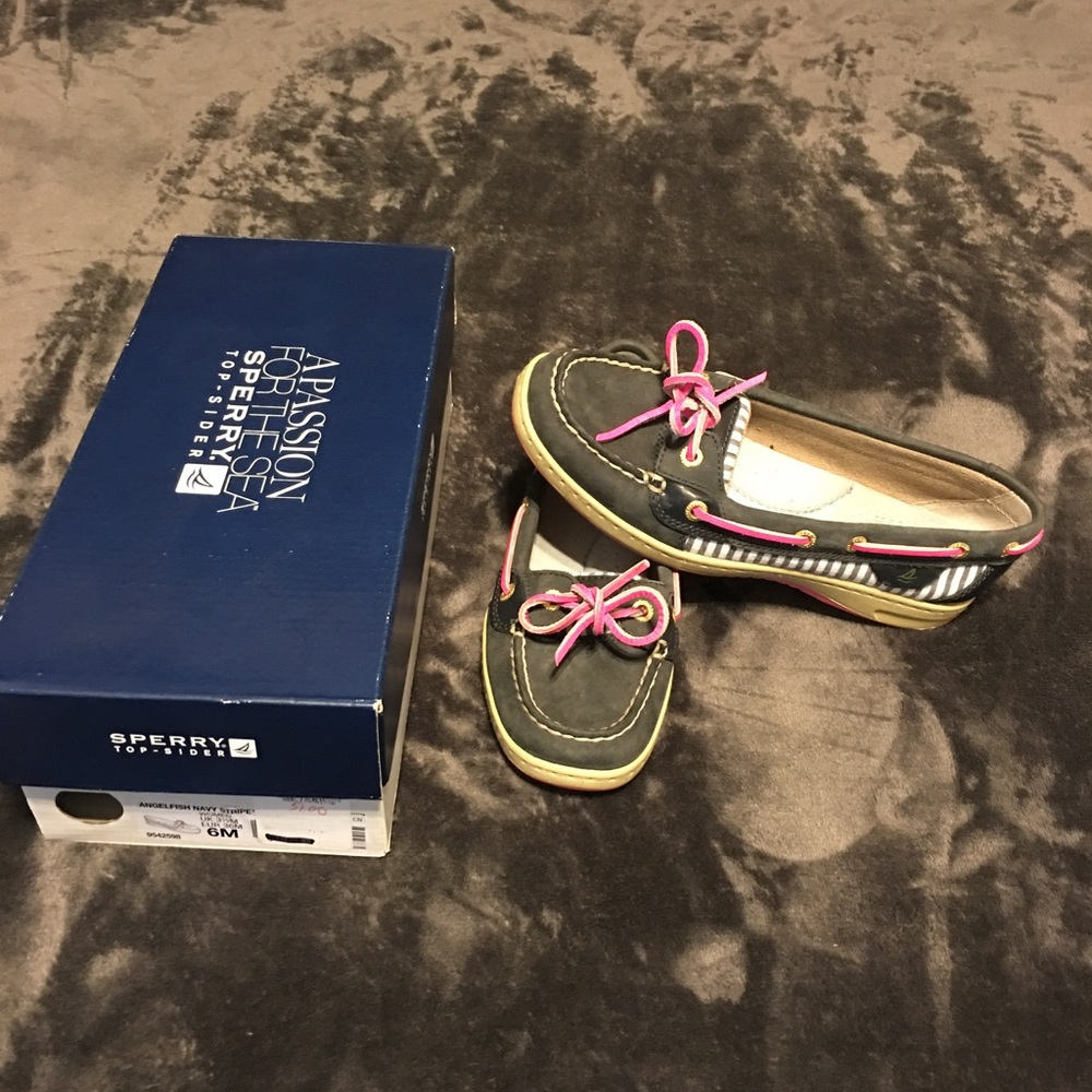 Angelfish Navy Stripe Sperry's